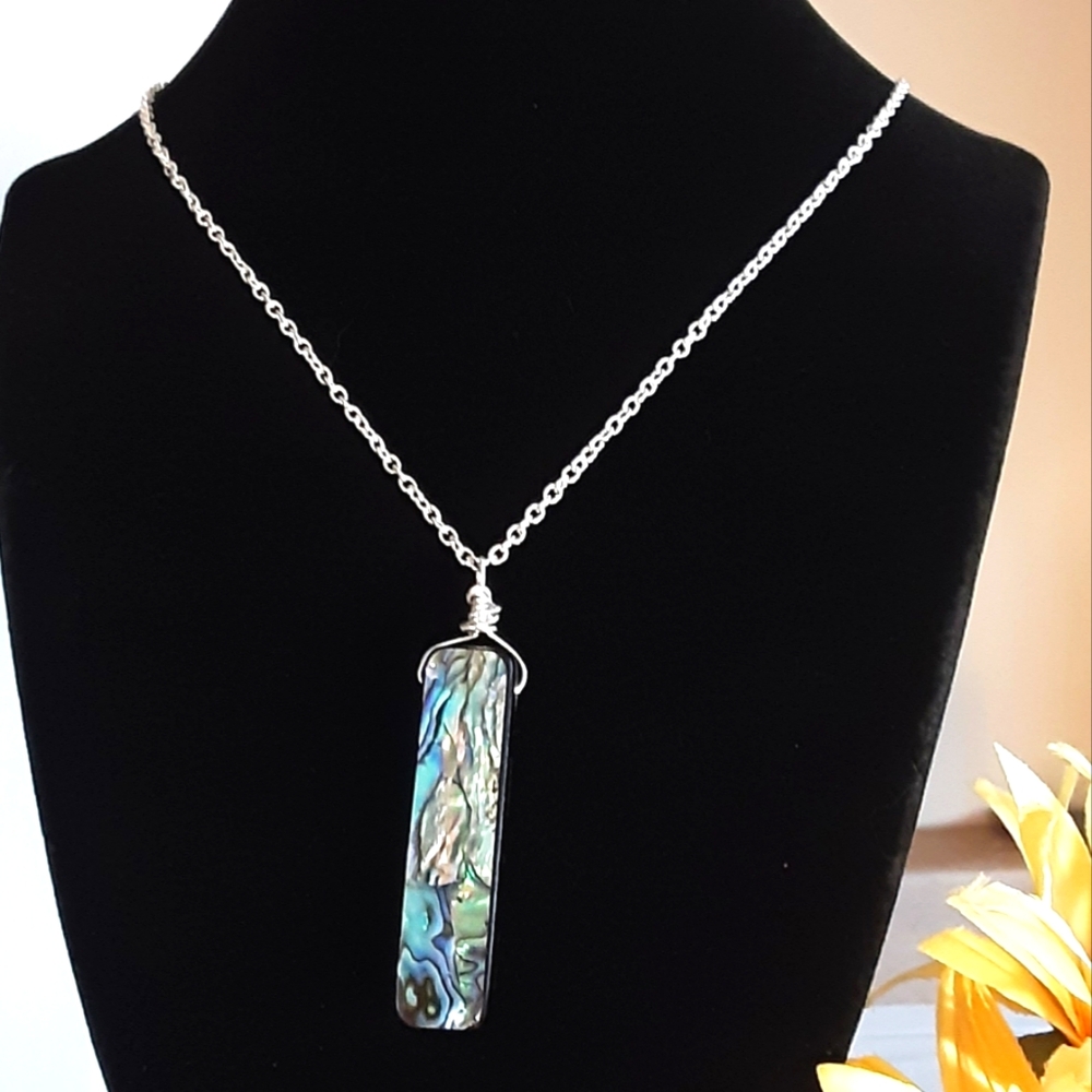 Handmade Abalone Finish Necklace
